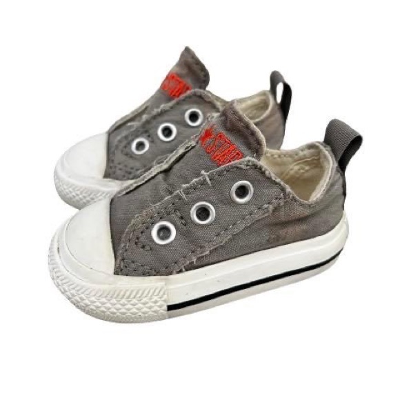 Converse Size 2 - Picture 1 of 1